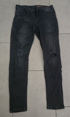 Jeans Damen schwarz mit Muster Grösse 40 guter Zustand