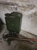 20L Benzinkanister mit Einfüllsystem. Komplett mit Schläuche