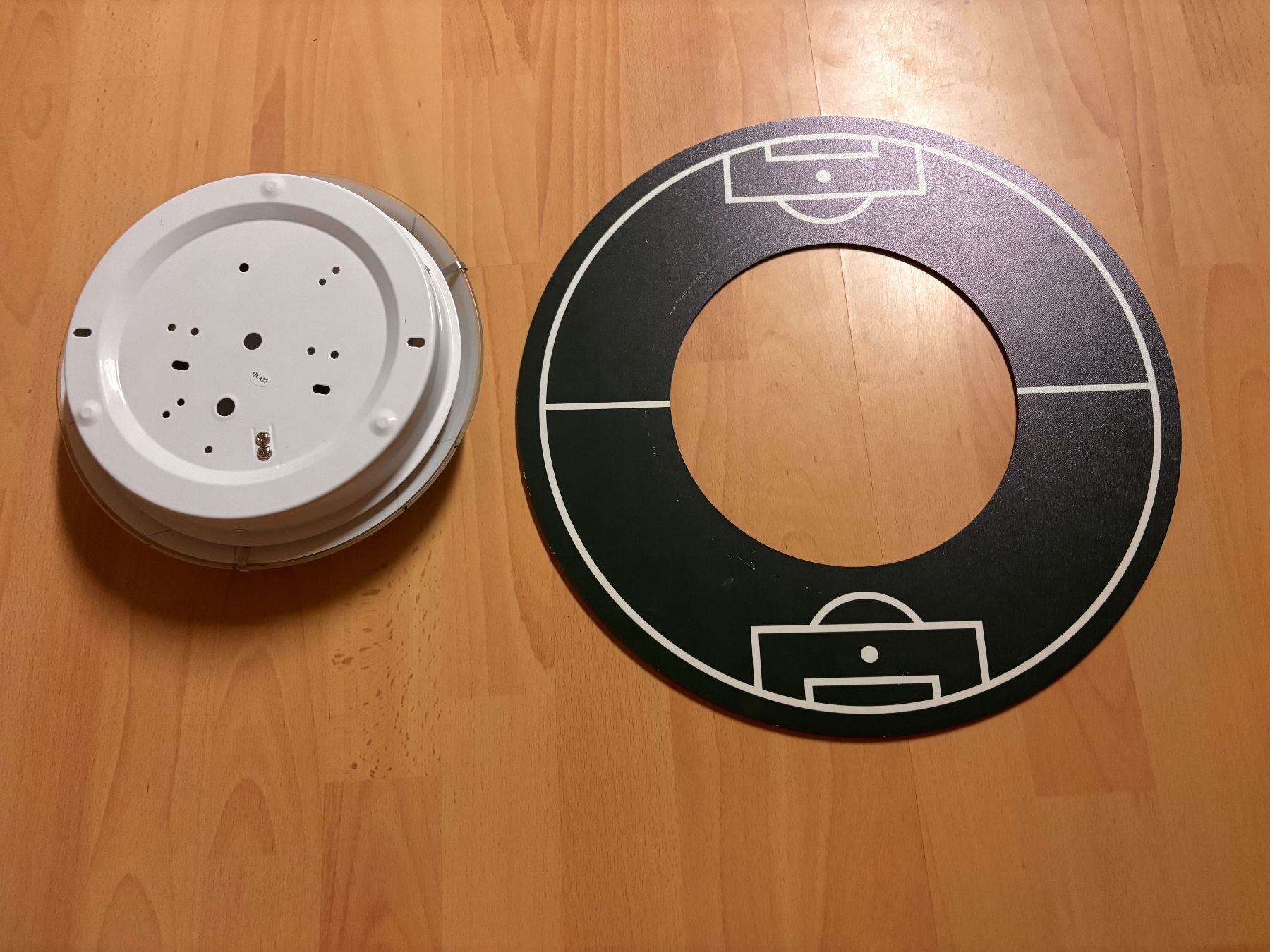 Lustres & lampes de plafonds: Fussball Lampe Kinderzimmer – D'occasion à Dättlikon par MC_FK 3