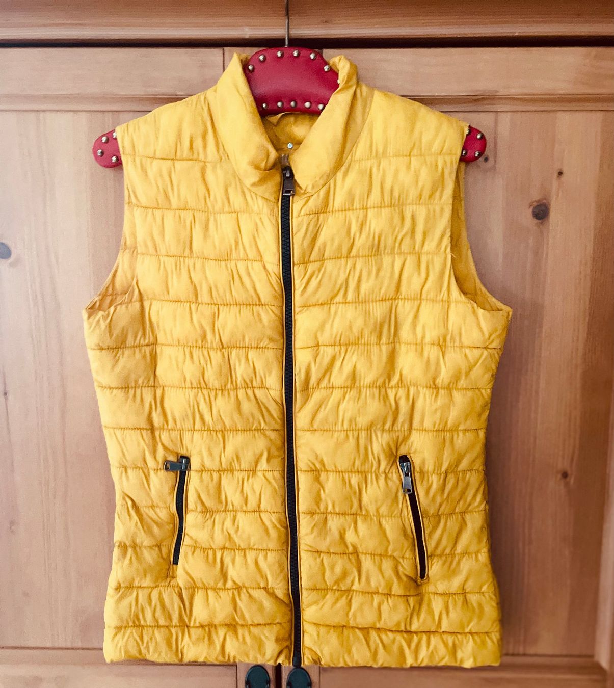 Gilet & Giacche senza maniche: ultraleichtes Steppgilet Gr. M – Usato da Buckten venduto da Mrct