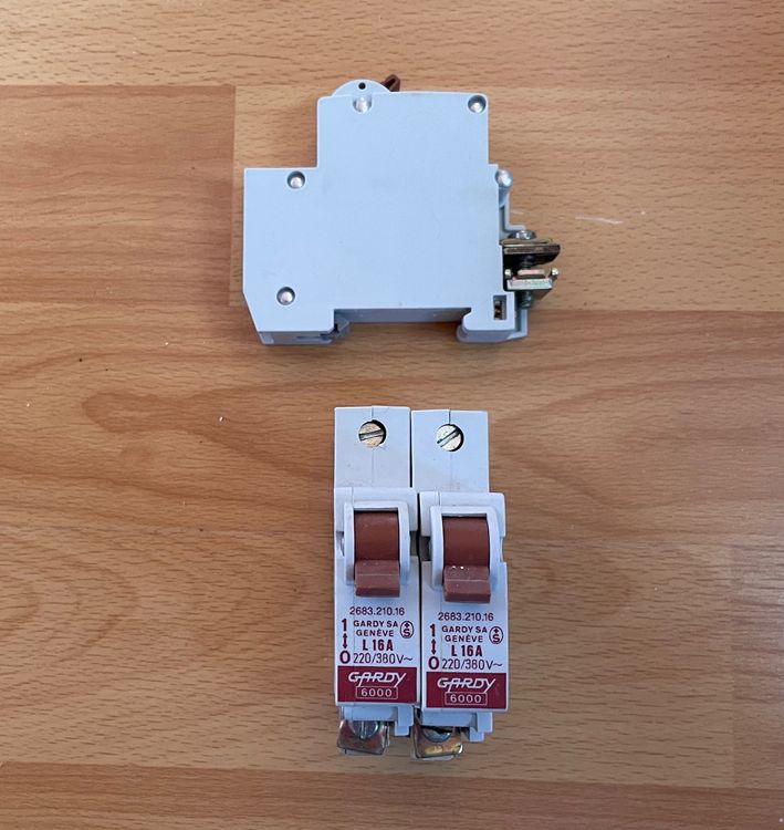 3x disjoncteurs Gardy SA 220/380V L16A (Gebraucht) in Renan BE für CHF ...