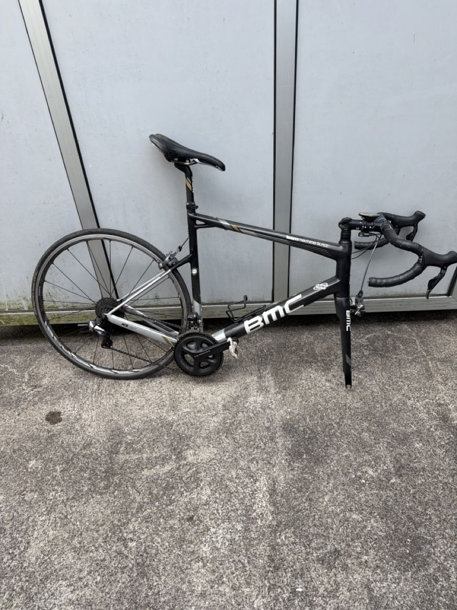 BMC Velos: BMC SLR02 cadre cassé  – Defekt aus Chavannes de Bogis von yan_cz2h