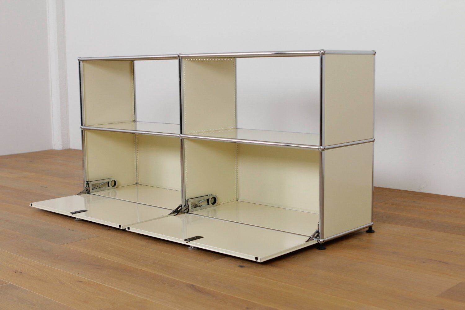 USM Kommoden: USM Haller Sideboard // UPCYCLED // NEUE FARBEN – Neu (gemäss Beschreibung) aus Affoltern am Albis von StudioStandard 2