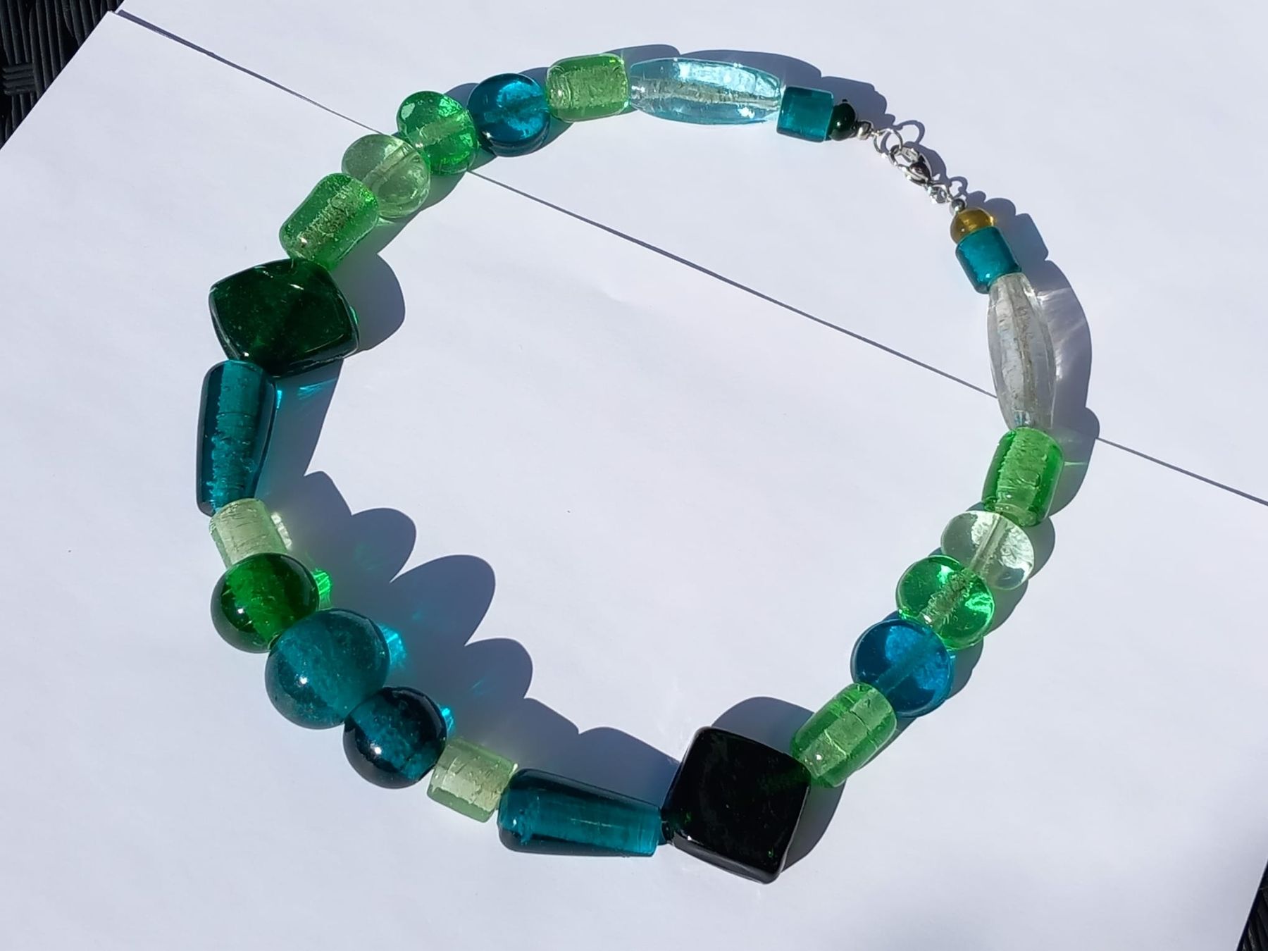 Catenine: Handgemachte  Grüne Glas Kette – Usato da Winterthur venduto da Jopf1 2