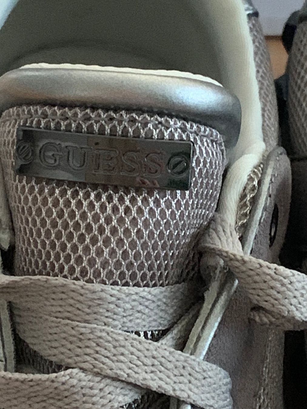 Guess Scarpe da donna: GUESS Sneakers Gr. 41 – Nuovo e nell'imballaggio originale da Wetzikon ZH venduto da EvisStore 4