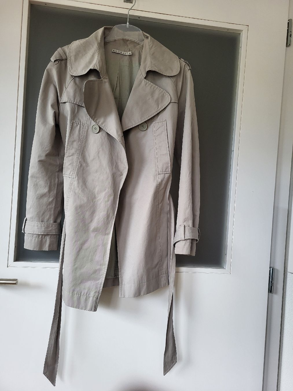 Kookai Cappotti: Kookai-Trenchcoat – Usato da Zweisimmen venduto da Adorable