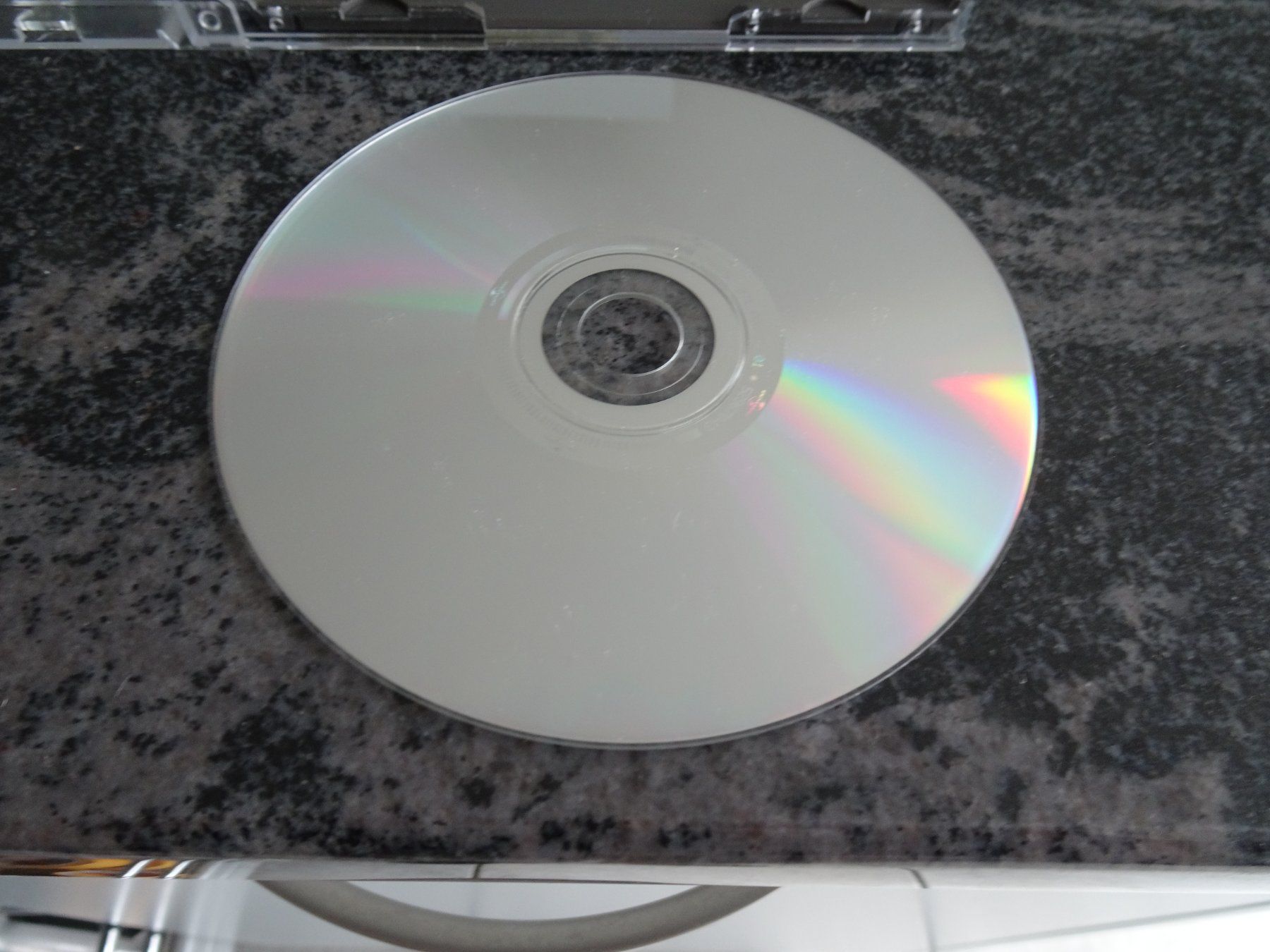 CD: Die kleine Hexe Teil 1+2/  Total 2 CD.  CD kontrolliert io – Usato da Zürich venduto da Roulet 4