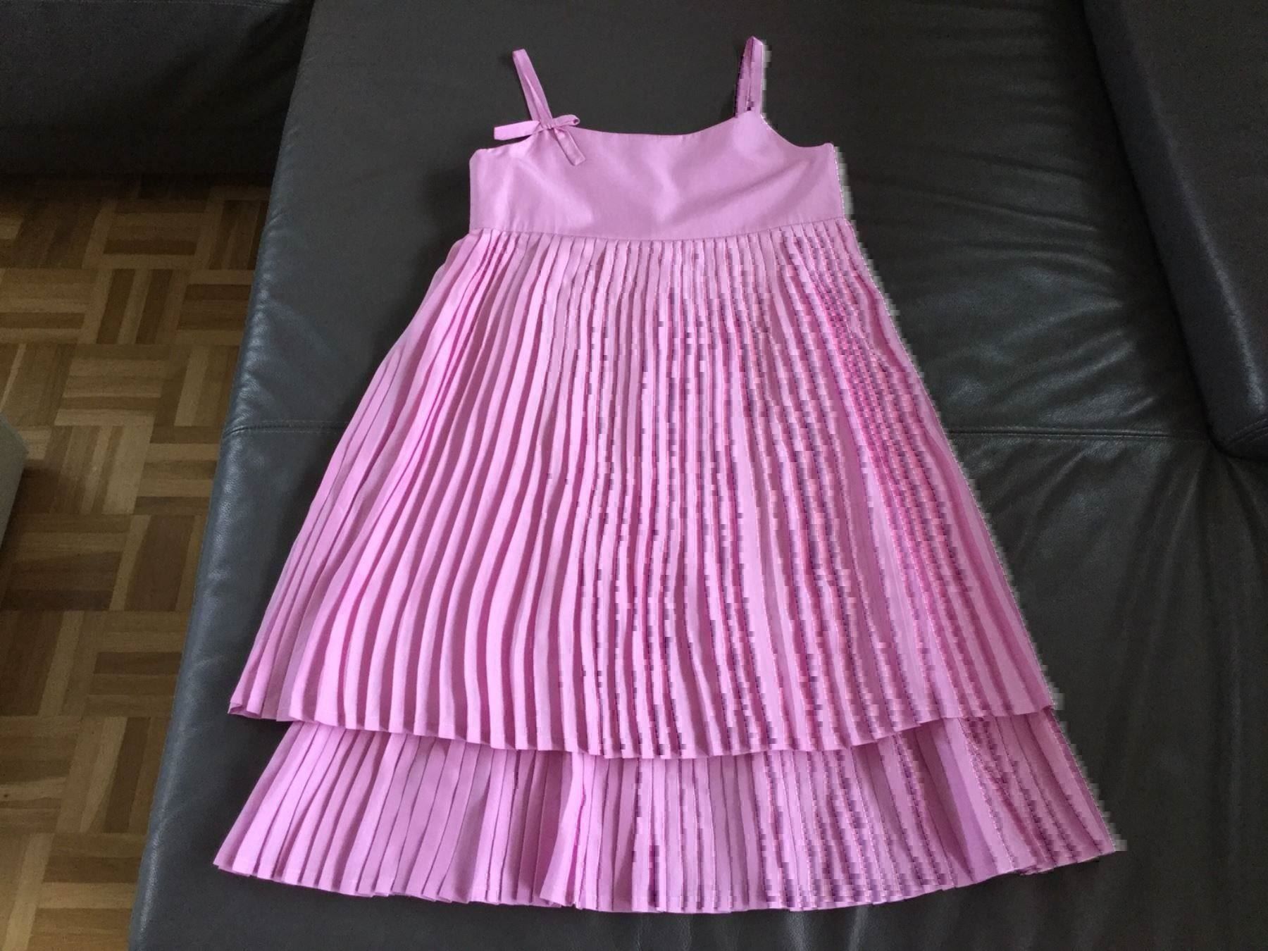 Vestiti & Gonne: edels Sommerkleid Grösse 134 – Usato da Horw venduto da Benny017