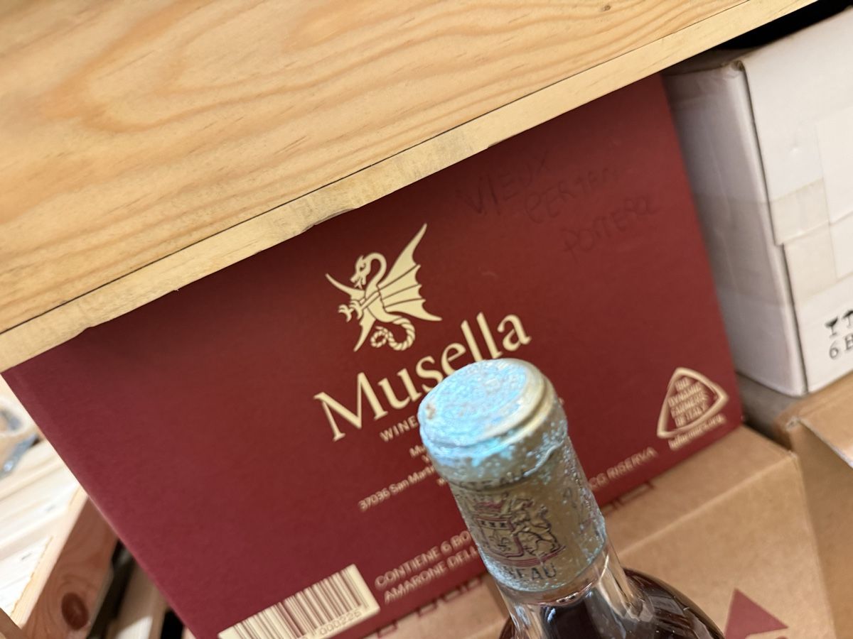 Vino: Chateau Rayne Vigneau 1964 – Nuovo e nell'imballaggio originale da Troinex venduto da Airain 2