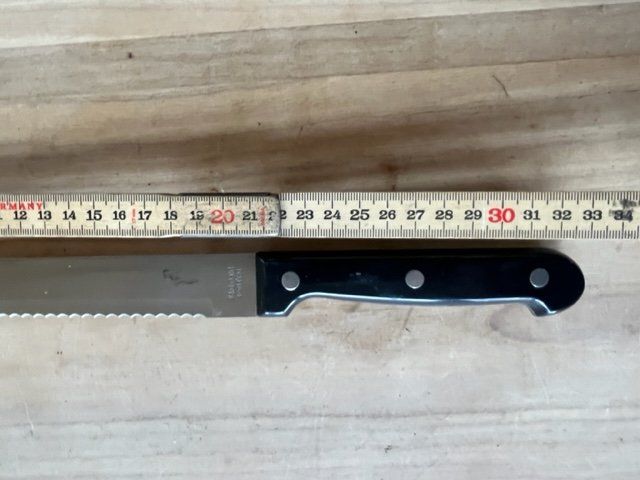 Coltelli da cucina: Messer mit Wellenschlief - Klingenlänge 20 cm – Nuovo (secondo la descrizione) da Altbüron venduto da Februar26 1