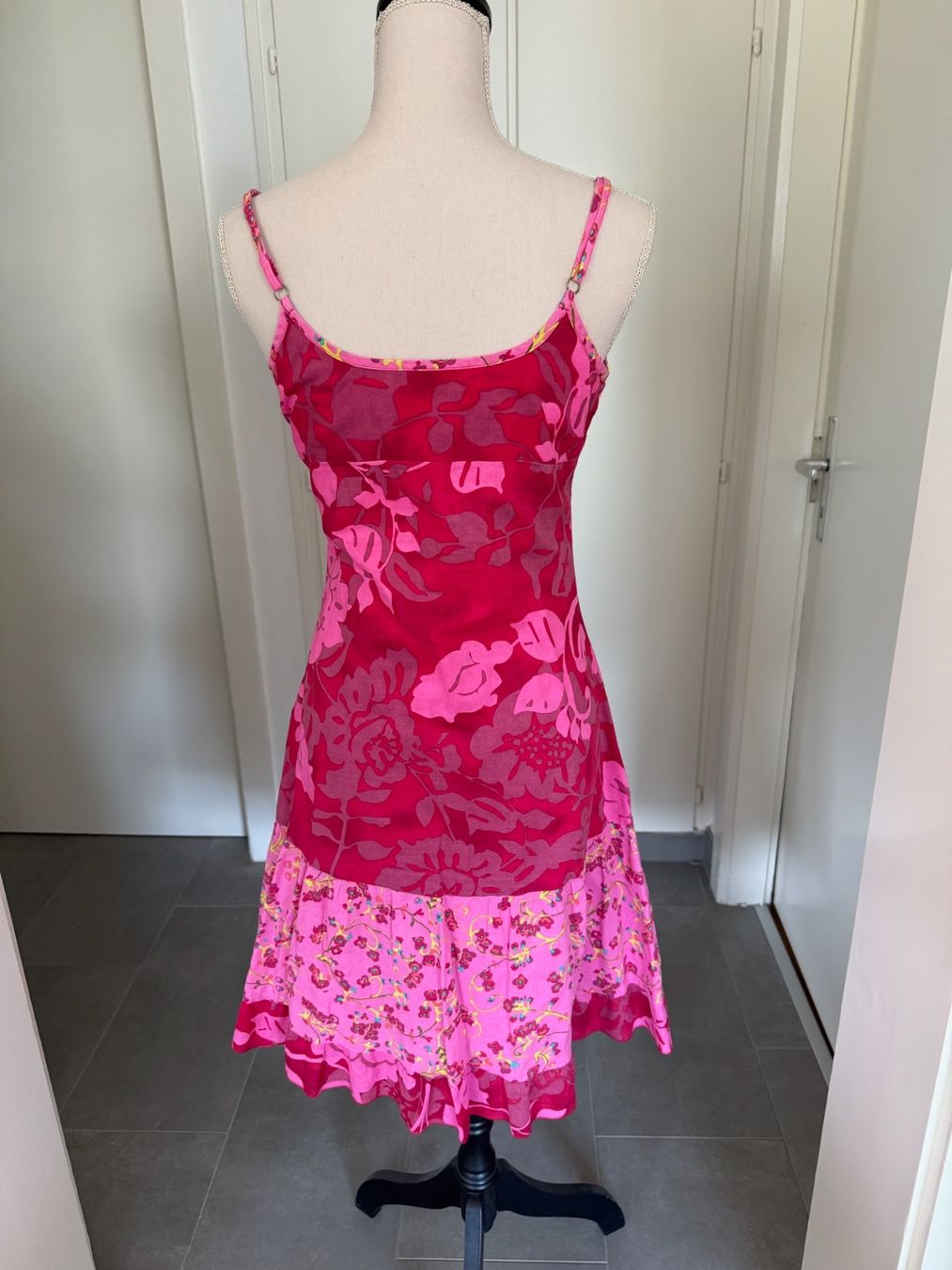 Kleider: Mais il est où le soleil - Robe d'été - 36 - coton – Gebraucht aus Sion von accroshoes 2