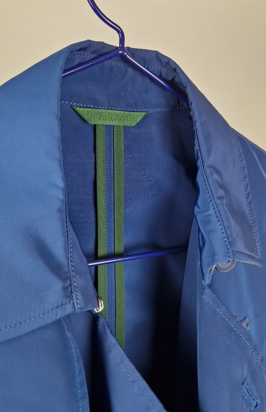 Lacoste Jacken: Lacoste Regenmantel blau – Neu (gemäss Beschreibung) aus Zürich von matisselover