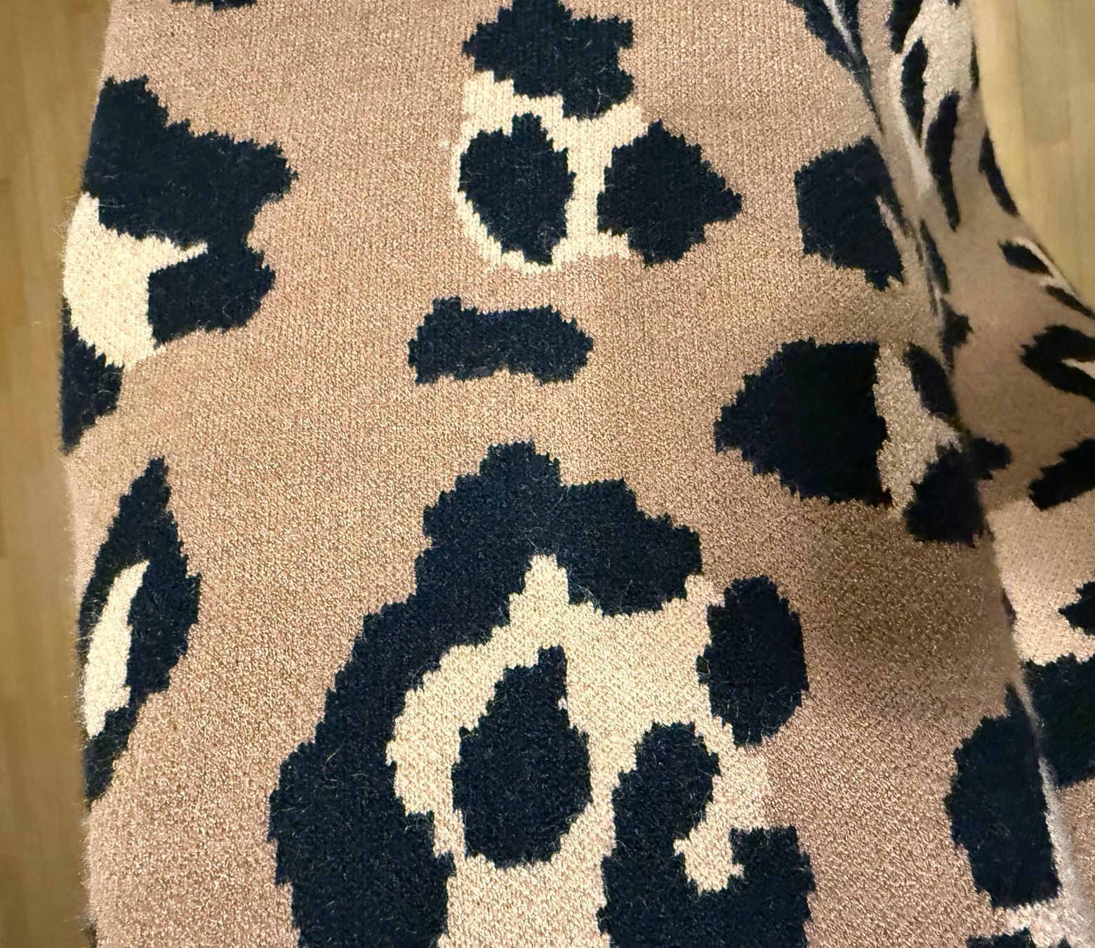 Altro in Moda donna: Leoparden Poncho mit Fransen, Onesize – Usato da Dübendorf venduto da Platino1 3