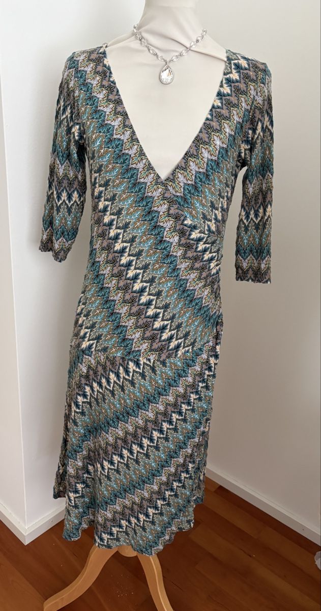 Comma Robes: Comma Dress patterned multicoloured size 42 good condition – D'occasion à Rheinfelden par nad_6hrl