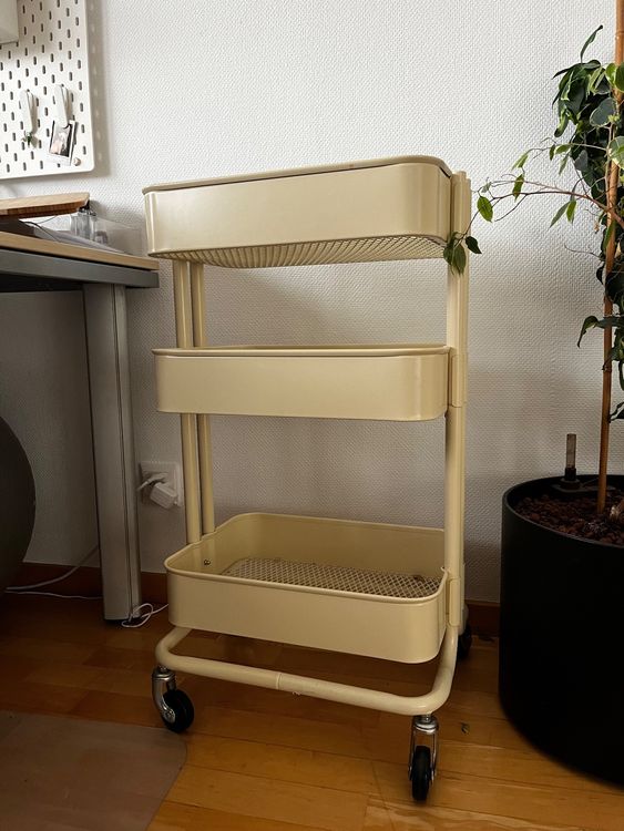 Ikea Servierwagen beige Kaufen auf Ricardo