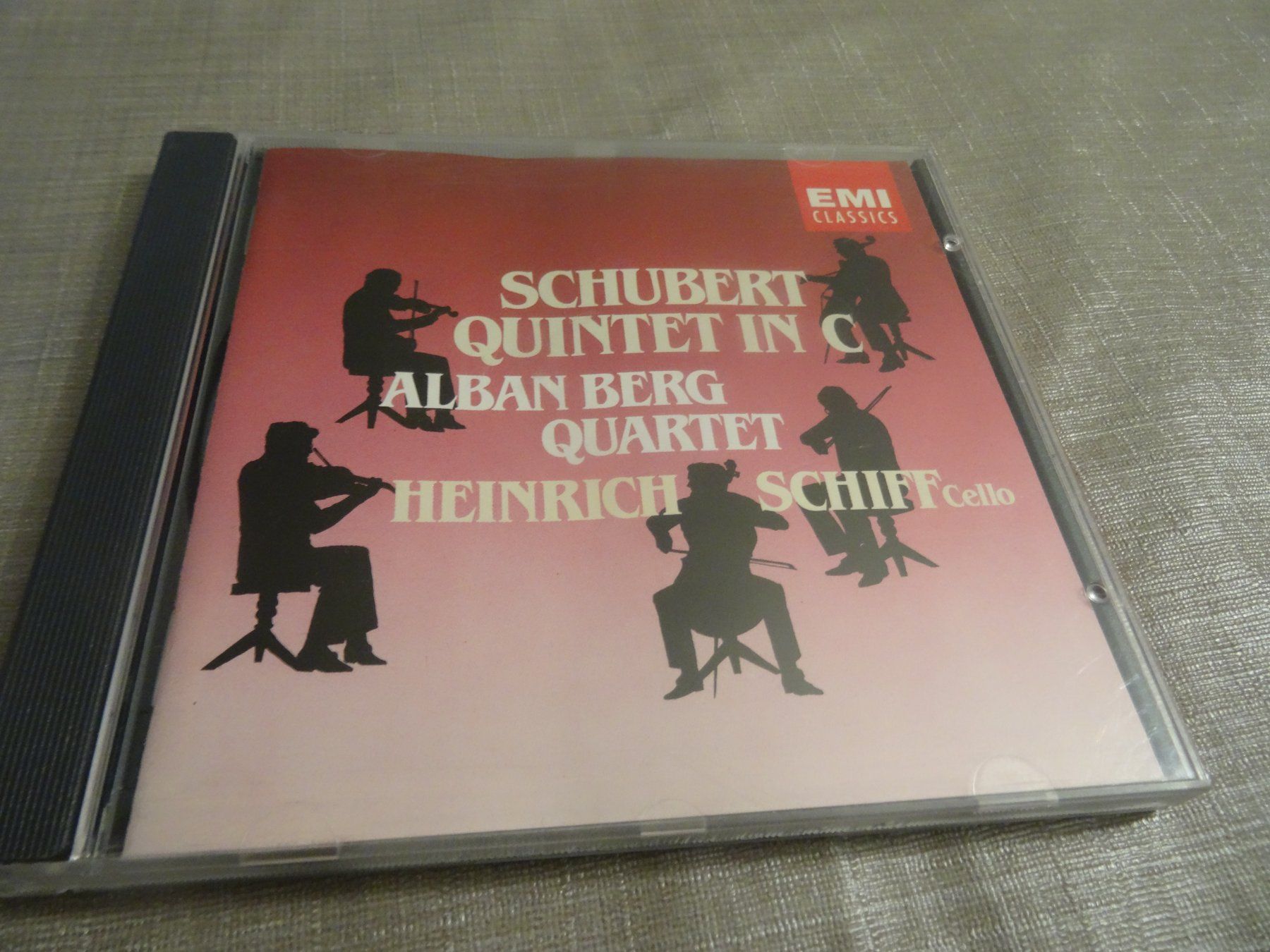 CD: Schubert, Alban Berg Quartet Heinrich Schiff Cello CD – Usato da Olten venduto da Disc-Ausverkauf