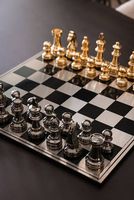 Schachspiel gross und sehr edel