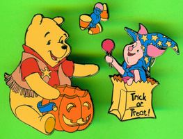 3 Pins  Winnie Pooh & Ferkel  Trick or Treat