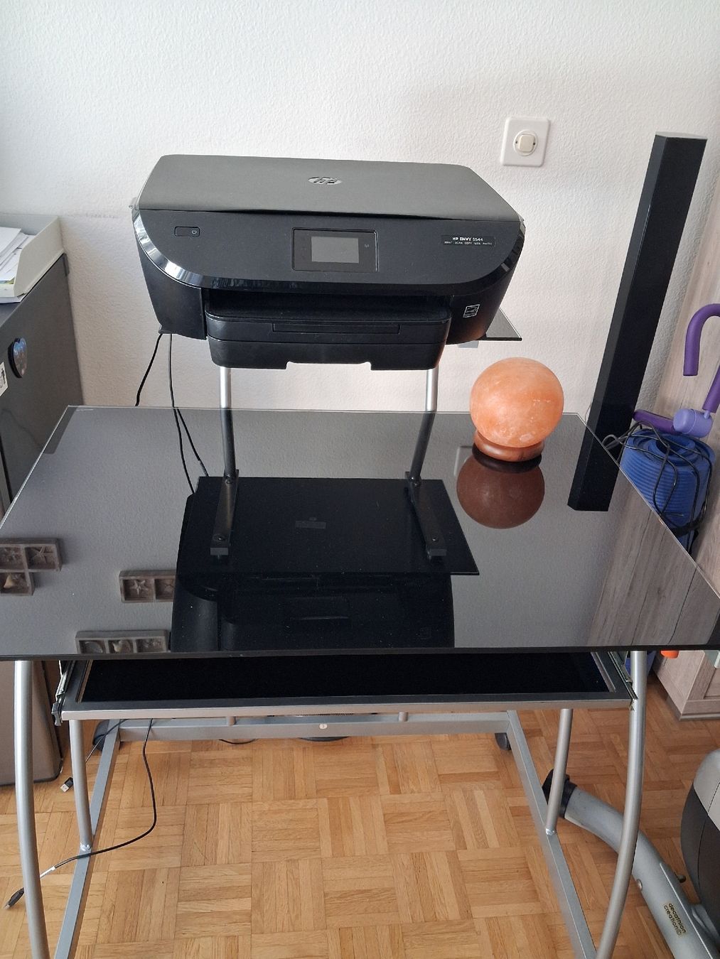 Scrivanie: bureau pour ordinateur  – Usato da Genève venduto da mag_qj56