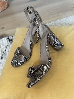 H&M Sandalen Schlangenmuster Gr. 37