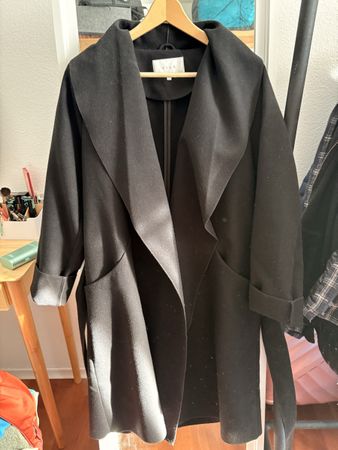 Filzmantel VILA schwarz Grösse 44 - wie neu!