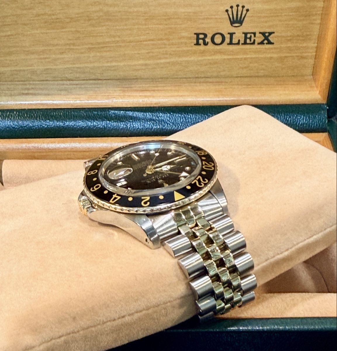 Rolex Uhren: Rolex GMT Master Nipple Dial Fullset 1982 – Gebraucht aus Zürich von WATCHROOM 4
