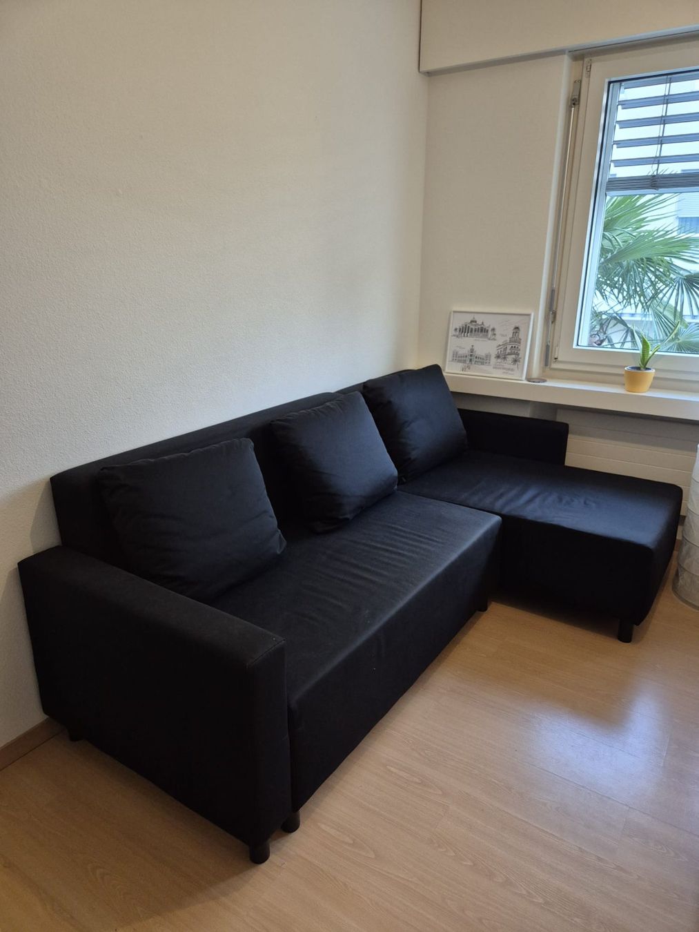 Ikea Divani: IKEA Eckbettsofa mit Bettkasten – Usato da Zug venduto da ale_yd9y