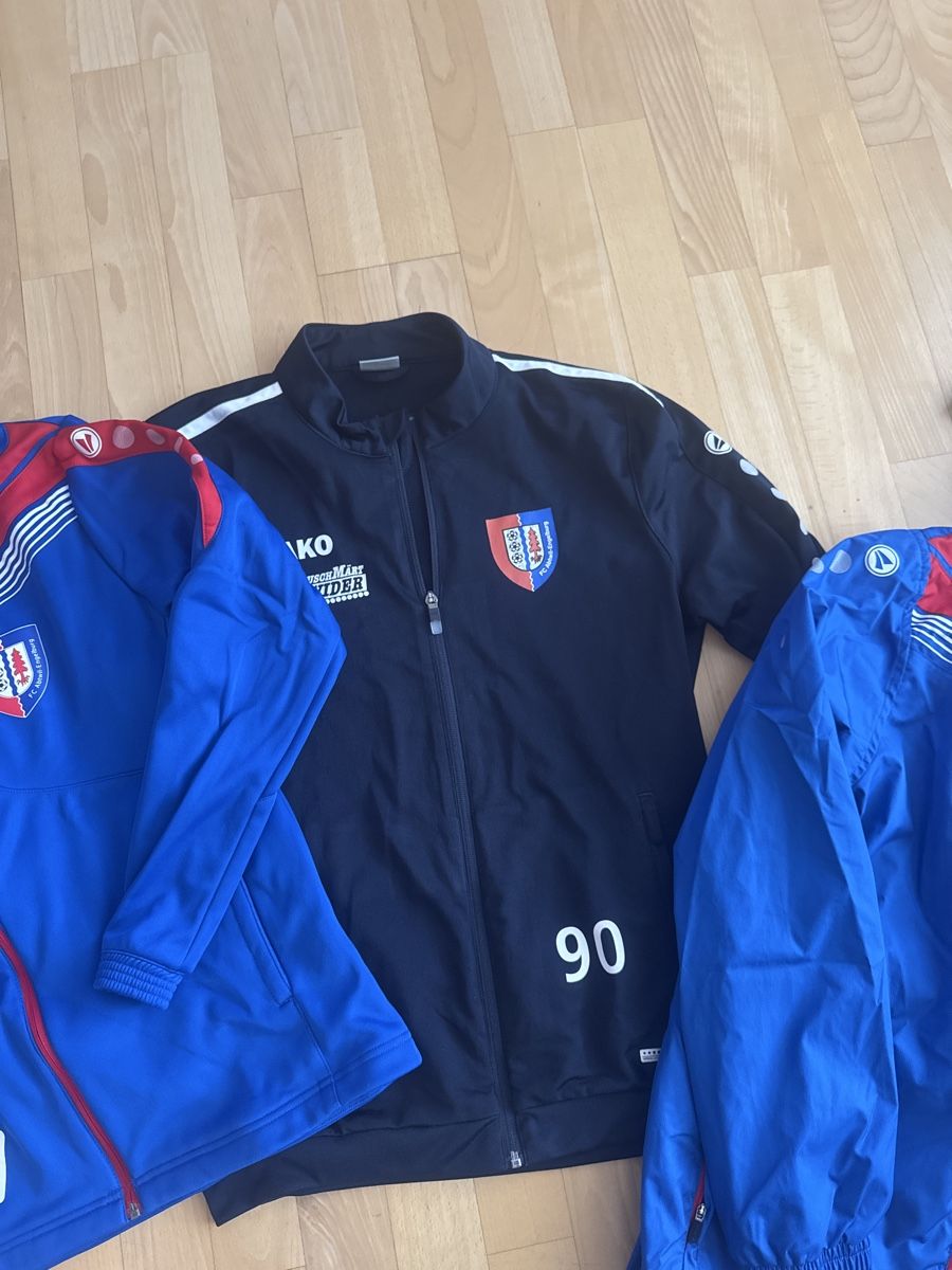 Jako-O Lotti di vestiti: JAKO Trainingsjacken 5 Stück GrS-L – Usato da Abtwil SG venduto da ale2002 3