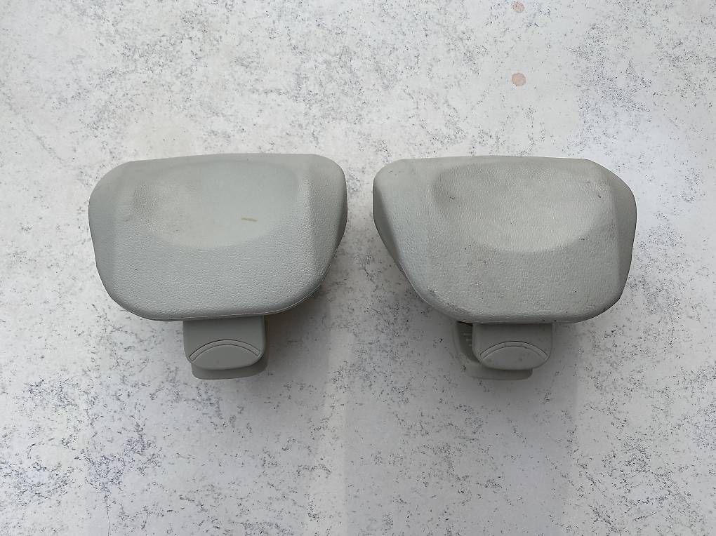 Supporti a parete: Repose tête Intex Spa et Jacuzzi – Usato da Ogens venduto da ced_qn5v