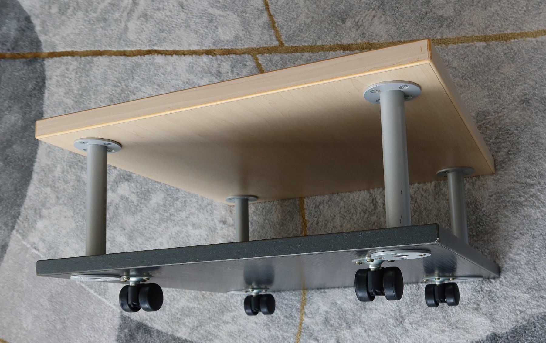 Scrivanie: Printerstand auf Rollen, Gesika, 50x50cm, Topzustand – Usato da Zürich venduto da Piki7 3
