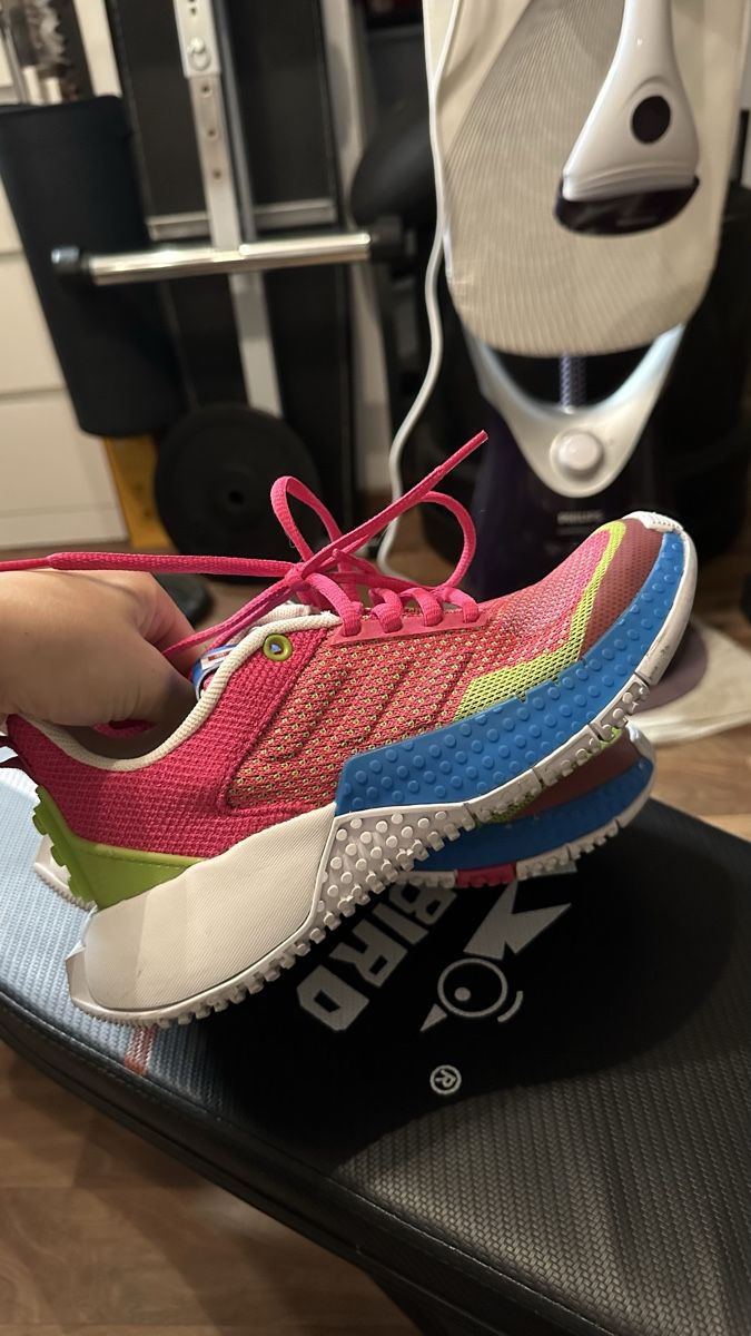 Adidas Scarpe da donna: Sneaker Adidas  – Nuovo (secondo la descrizione) da Wädenswil venduto da ira_5qdm 2