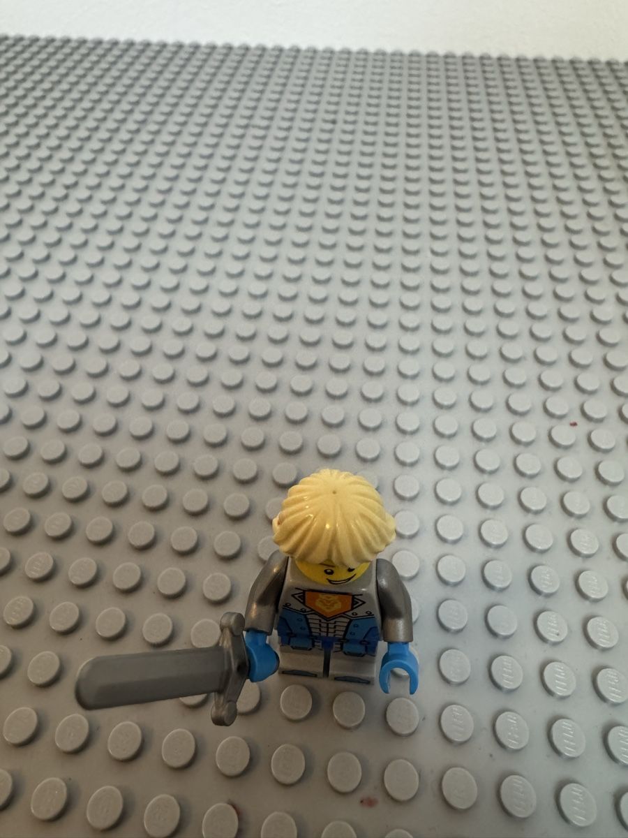 Lego Giocattoli: Lego Nexo Knights Minifigur – Usato da Langnau i. E. venduto da nic_dh5j 3
