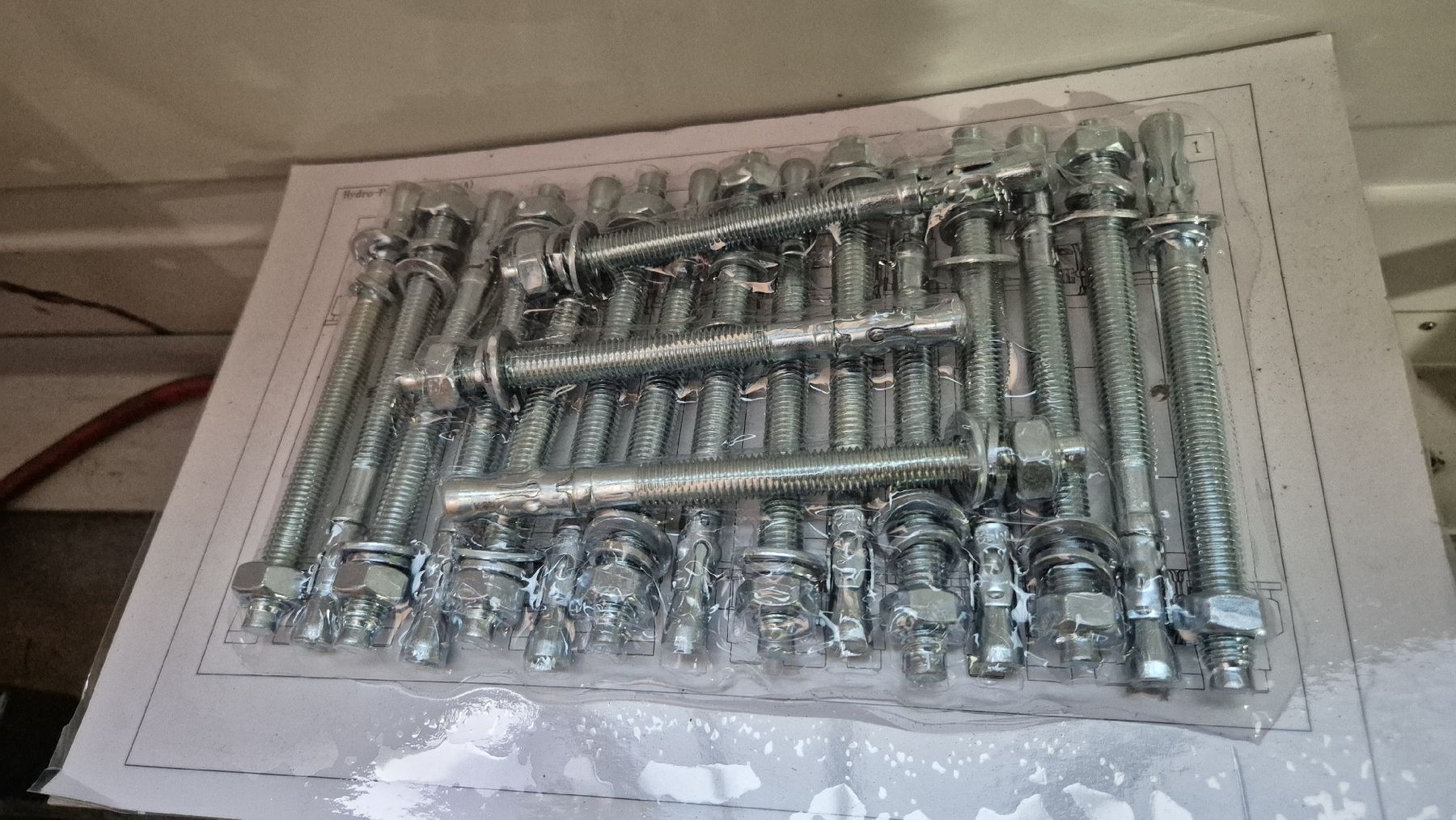 Tous les outils: Ankerschrauben M12 – Neuf avec emballage d'origine à Flums par Robana06 1