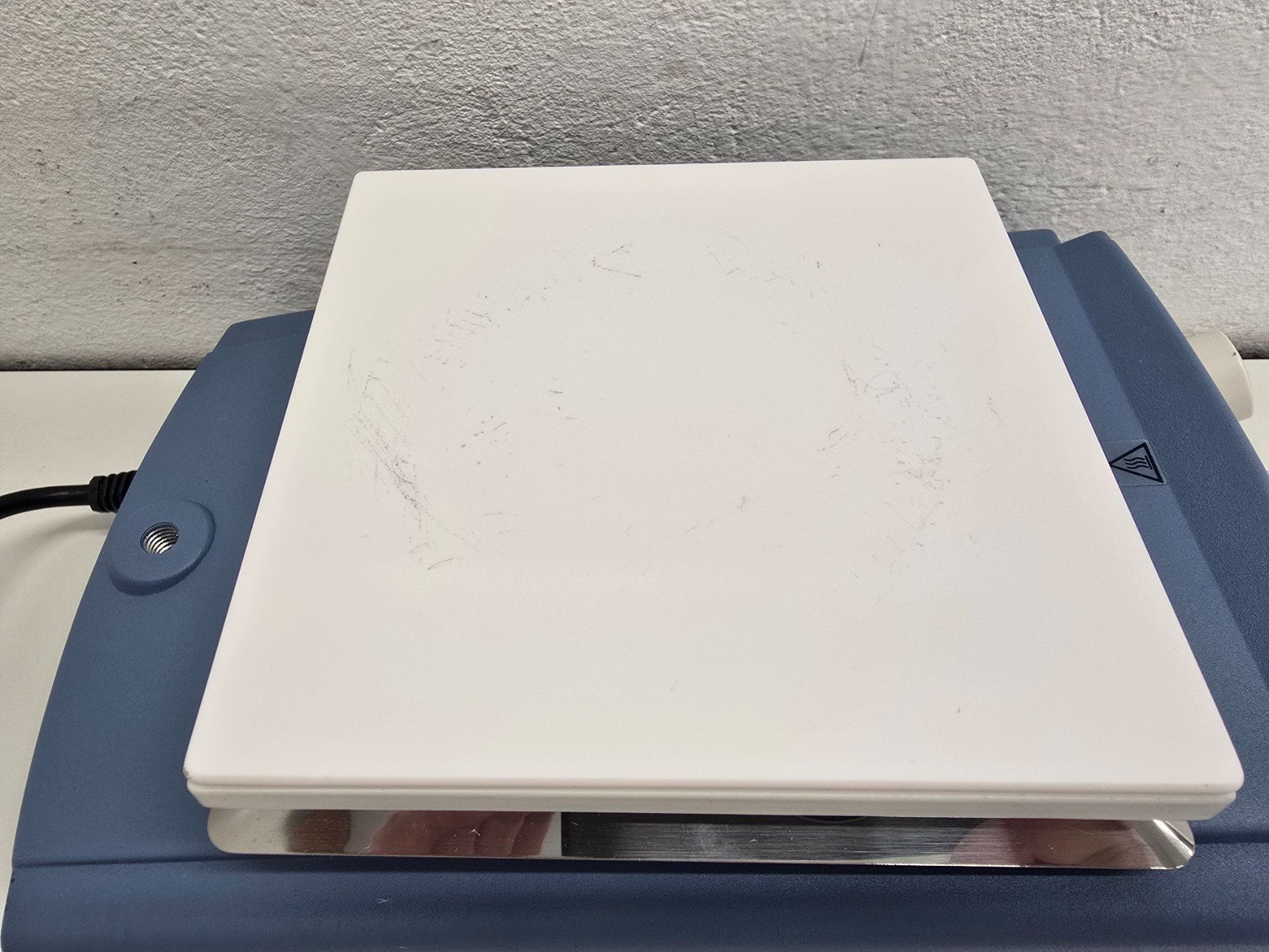 Tutte le macchine: stuart heat stirr C162 – Usato da Niederdorf venduto da LeptonAG_Labor 3