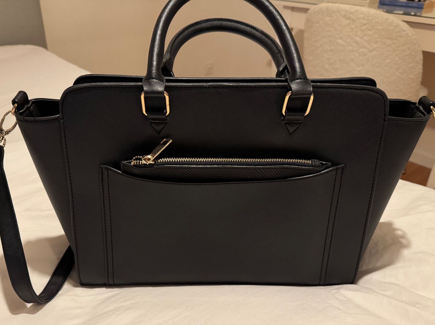 Sacs femmes: Sac – D'occasion à Mägenwil par zah_n7jn