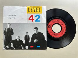 LEVEL 42 tolle 7" Single Lessons in love 80's Hits Kult