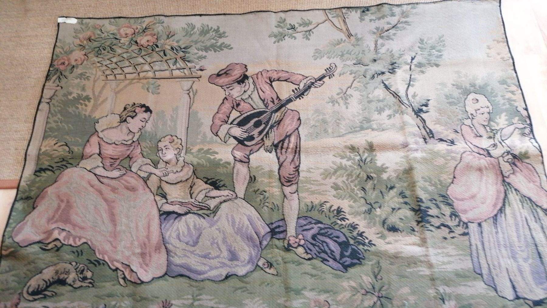Tappeti: Wandbehang in Gobelin alt – Usato da Grächen venduto da Hel7890