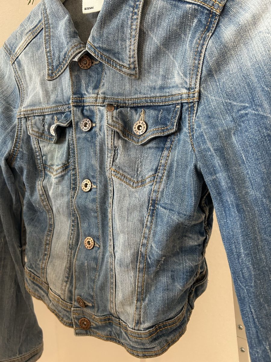H&M Giacche: H&M Jeansjacke Grösse 34 – Usato da Niederhelfenschwil venduto da aur_ms6f 2