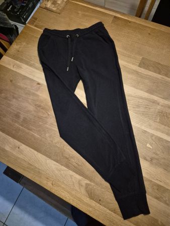 wie neu: Trainerhose Grösse S (AMISU by New Yorker)