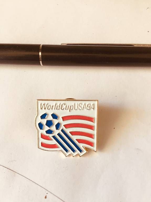 Placchette & Badge: WorldCup USA94 Buttons – Usato da Zürich venduto da gol_jc2x