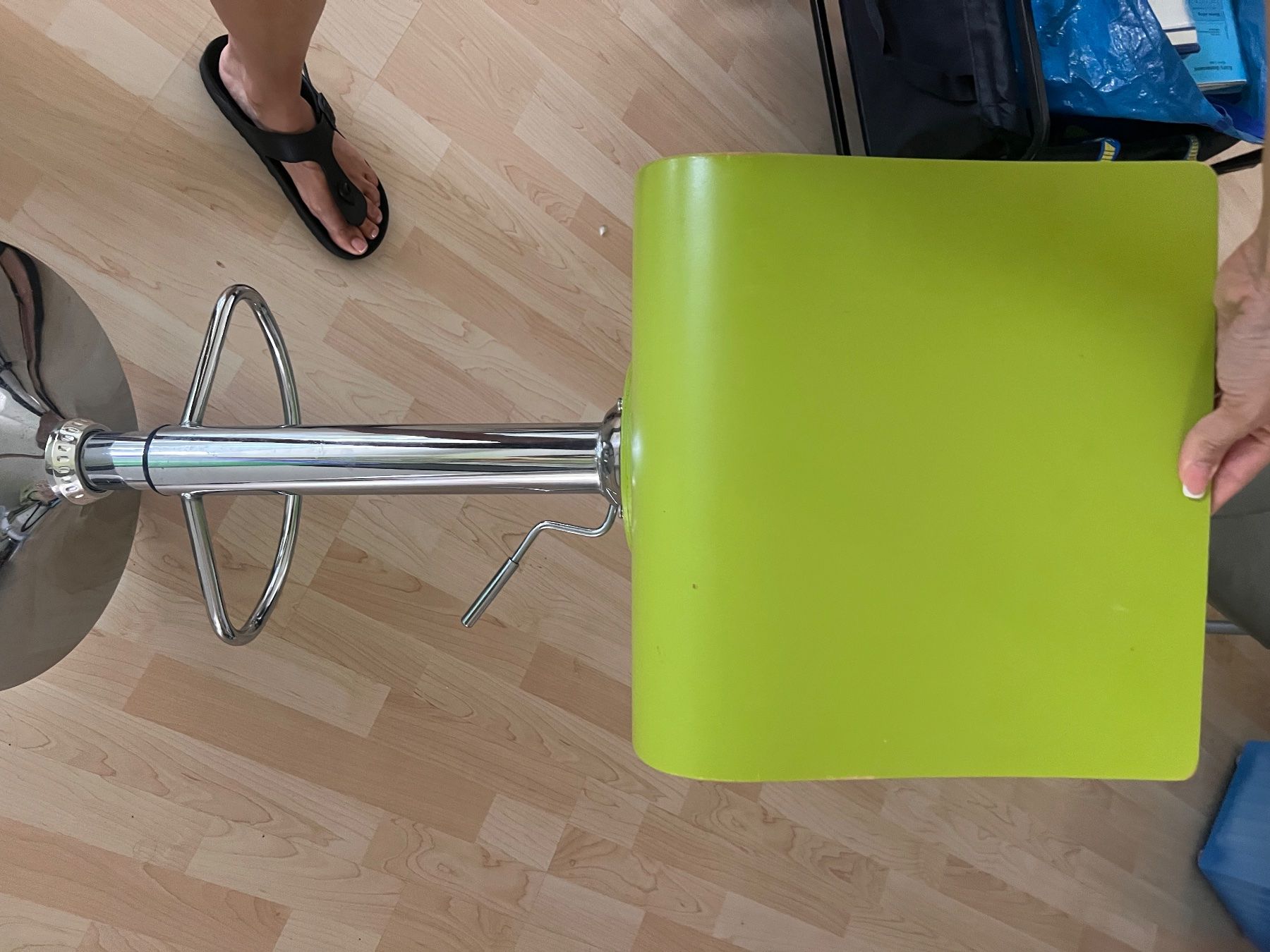 Sgabelli: 3x Barhocker grün mit Metallfuss – Usato da Zürich venduto da locita01 5