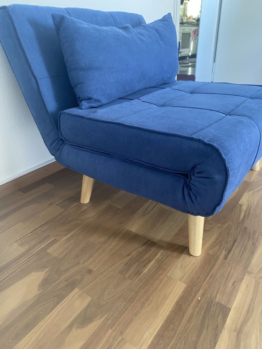 Liegen & Liegestühle: Blue Sofa Bed Chair good condition – Neu (gemäss Beschreibung) aus Hünenberg von cho_q9v2 1