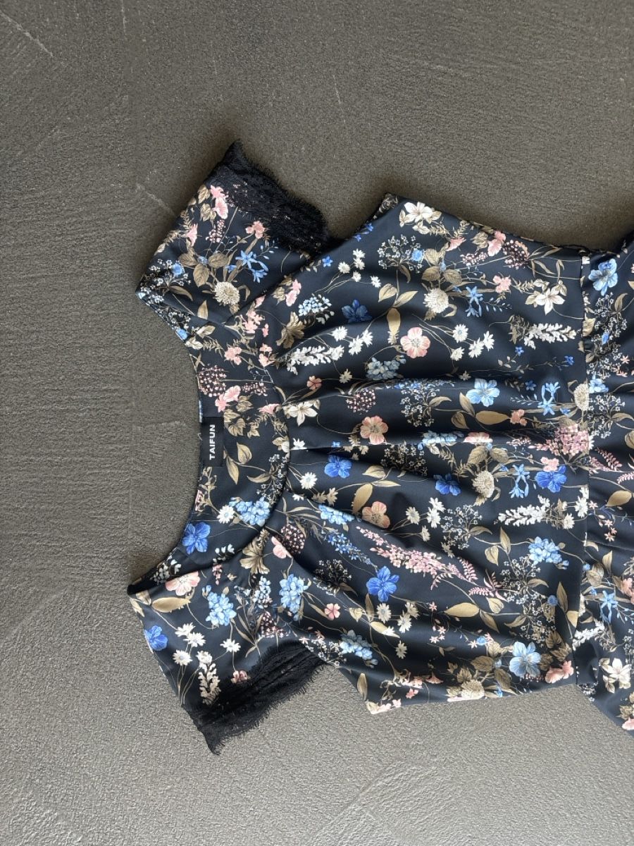 Taifun Vestiti: Sommerliches Blumenkleid mit Spitze, Grösse 38 – Nuovo (secondo la descrizione) da Flawil venduto da kuh_rj2j 1
