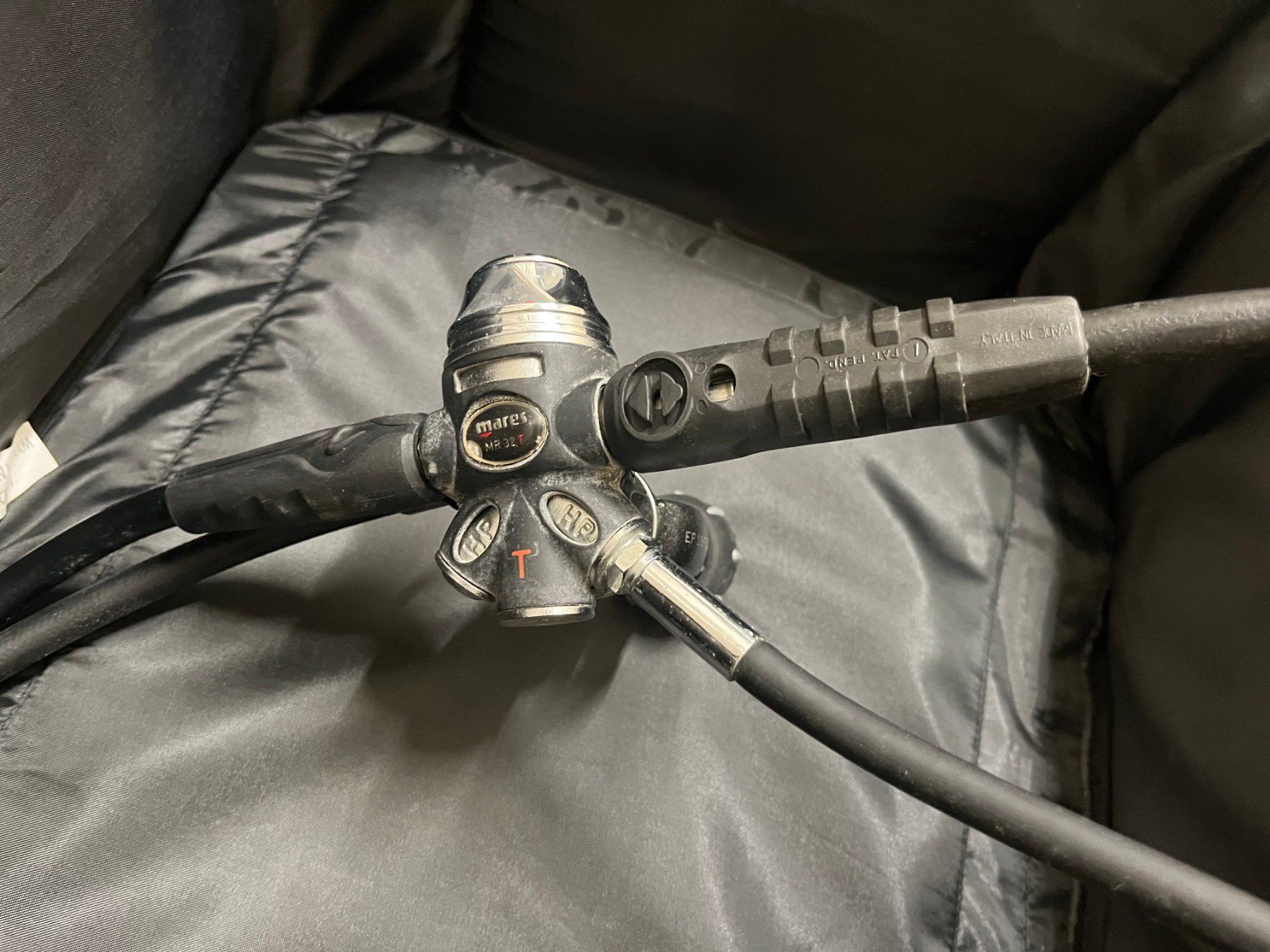 Mares Respiratori & Giubbotti: Aqualung Legend + MARES Proton ICE extrem + 1er étage – Usato da Lausanne venduto da Seiya4 5