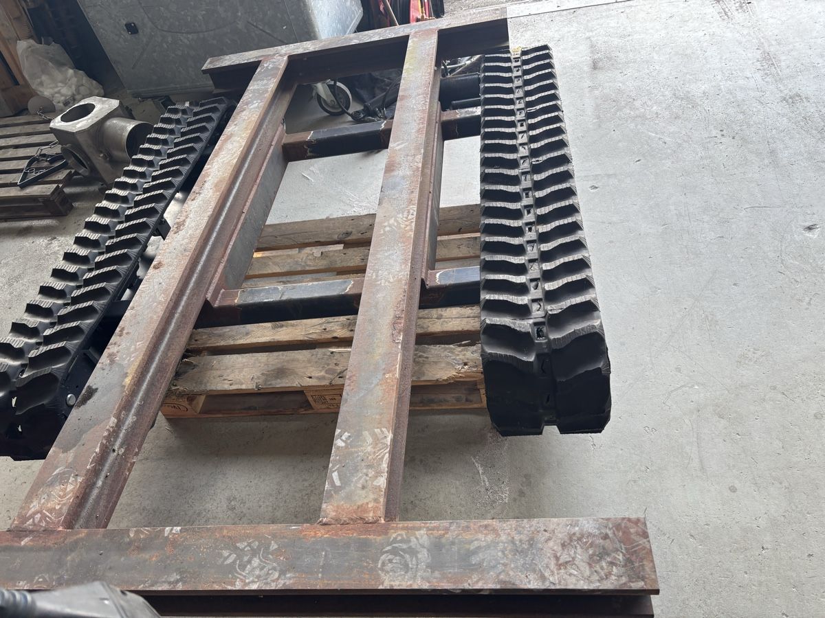 Tutte le macchine: Raupenfahrwerk Bagger Dumper Mulcher Traktor  – Nuovo (secondo la descrizione) da Inwil venduto da Titanium22 4