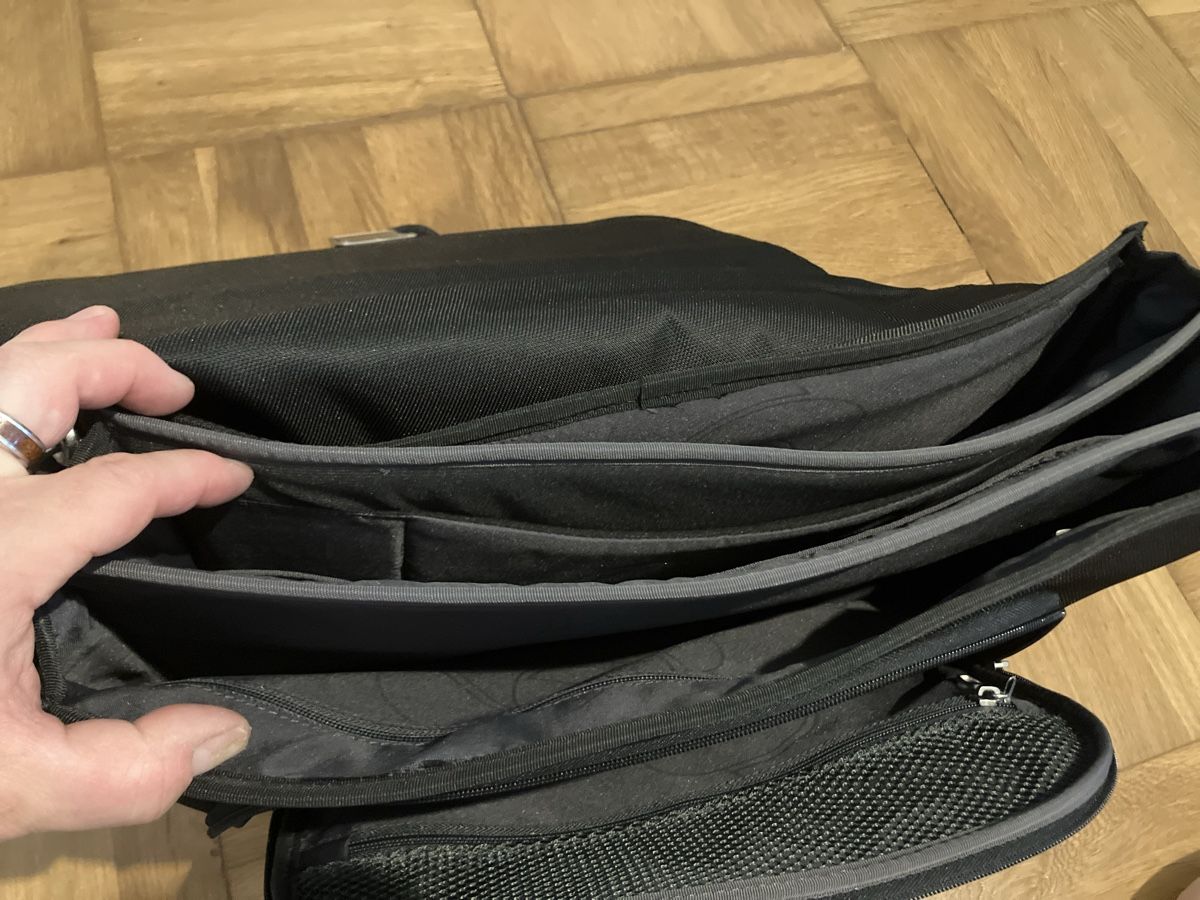 Samsonite Borse: Aktentasche Samsonite schwarz Zustand gut – Nuovo (secondo la descrizione) da Burgdorf venduto da mch_mp8f 3