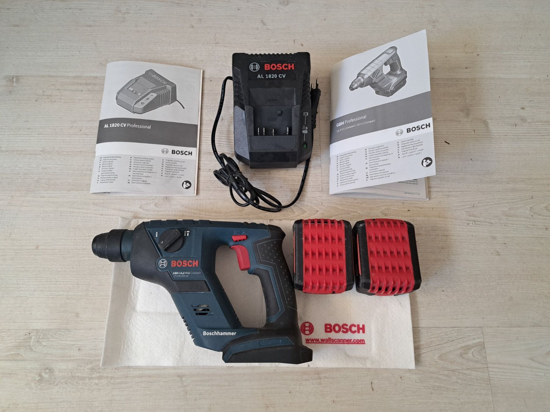 Bosch Trapani: Boschhammer 14,4V-LI Compact Professional – Usato da Tegerfelden venduto da Spick67 1
