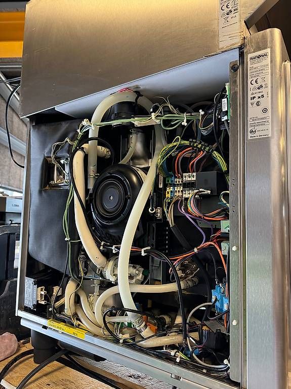 Elettrodomestici da cucina: Rational WE 61 Kombidämpfer Steamer  – Usato da Brugg AG venduto da lali88 5