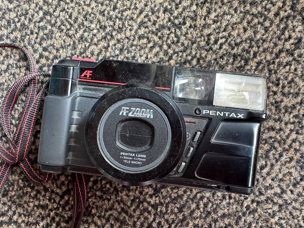Pentax Fotocamera: Alte Pentax – Usato da Leuggern venduto da unico10
