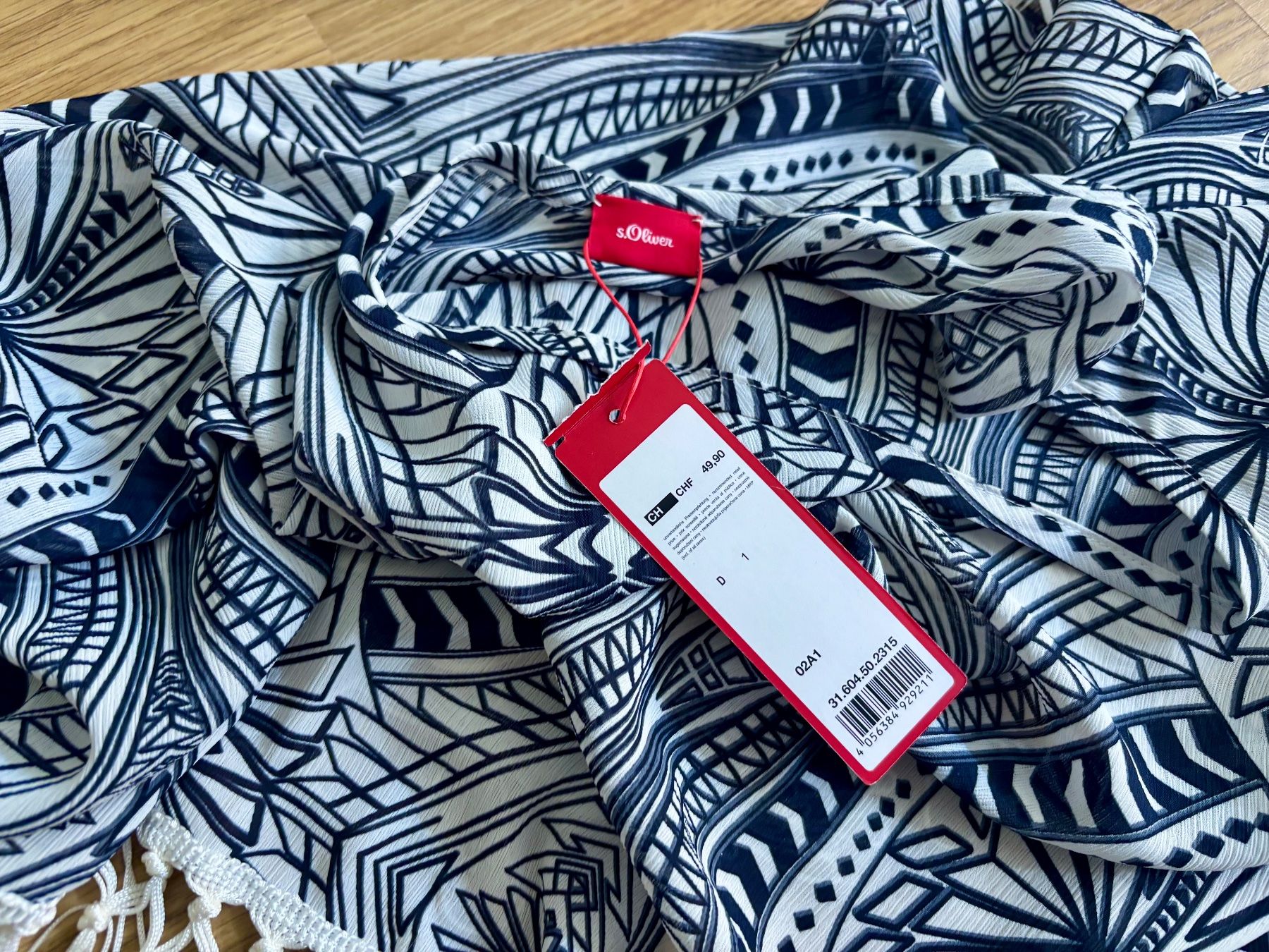 Autres vêtements femmes: S.Oliver Poncho mit Fransen und Muster NEU – Neuf (Voir description) à Baden par Tiffany6878 2